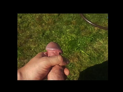 ❤️ Hot hottie får sin lyserøde fisse kneppet og kommer med en sprøjte i en sommerhave ❤️❌ Skøn porno at da.purchasexz.top ❌️❤