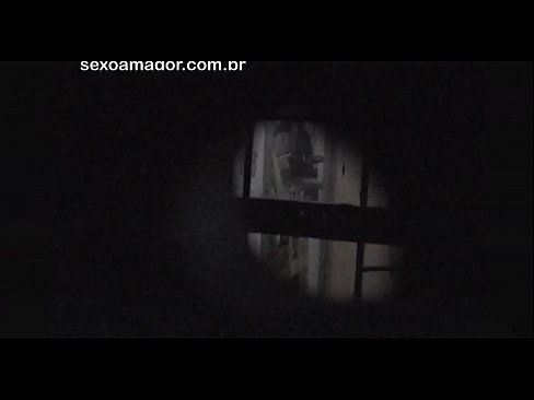 ❤️ Blondie bliver hemmeligt videooptaget af en voyeur fra nabolaget gemt bag hule mursten ❤️❌ Skøn porno at da.purchasexz.top ❌️❤